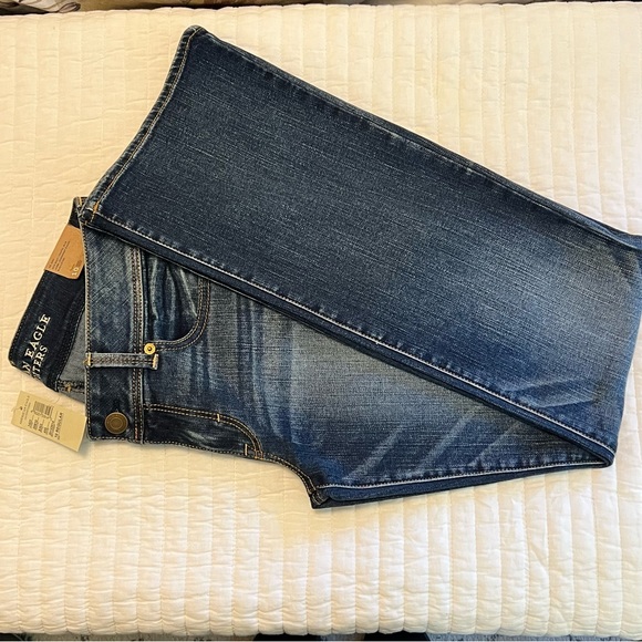American Eagle Outfitters Boot Cut Jeans - Picture 6 of 9